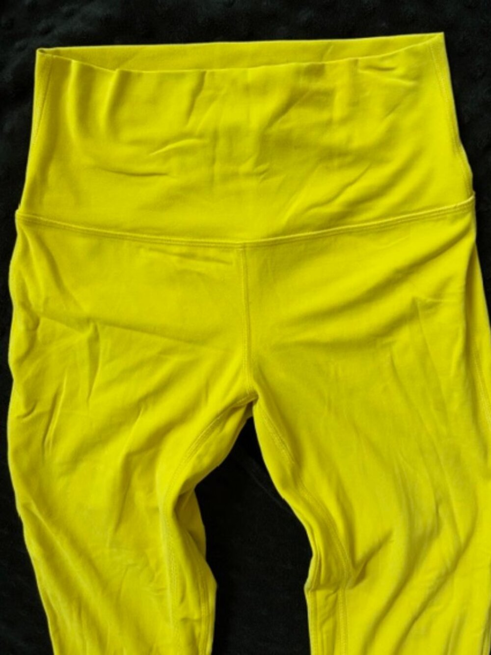 Lululemon Align High-Rise Leggings in Soleil (Bright Yellow) Size 6 - Picture 4 of 7